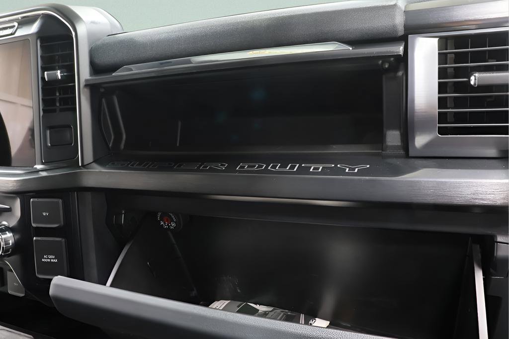 Used 2023 Ford F450 Lariat w/ FX4 Off-Road Package image 32