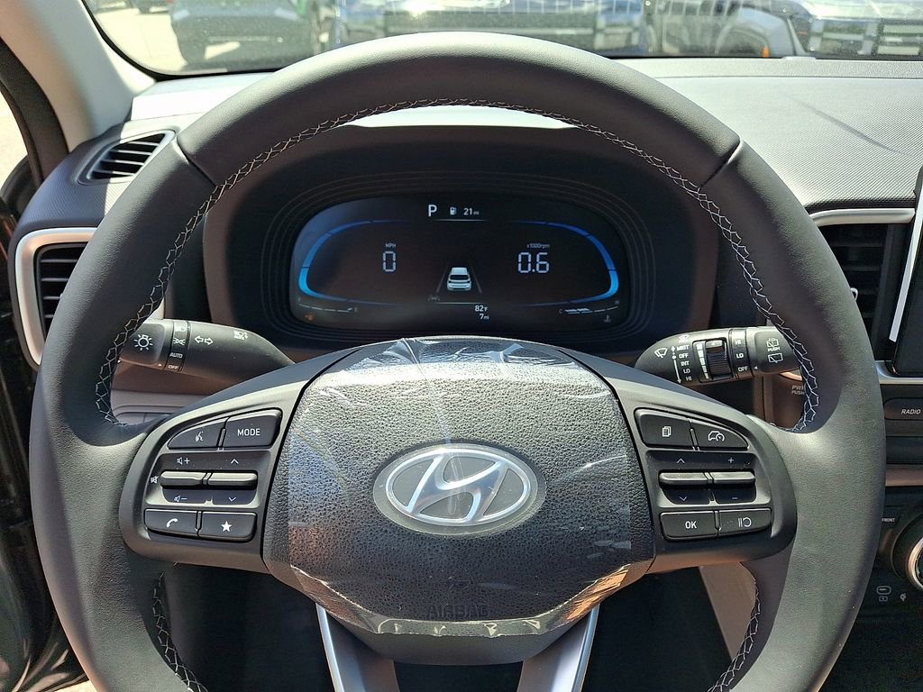New 2026 Hyundai Venue SEL FWD image 14