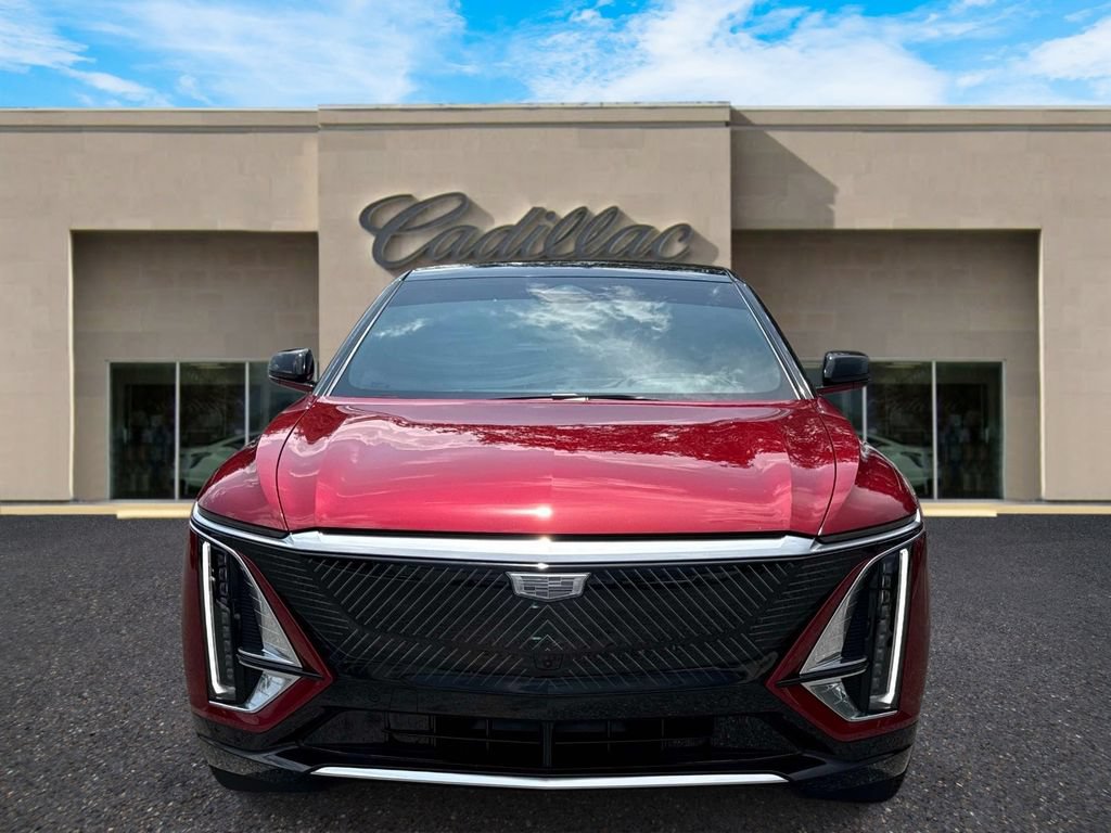 New 2026 Cadillac Lyriq Signature Luxury w/ LPO, Floor Liner Package RWD image 8