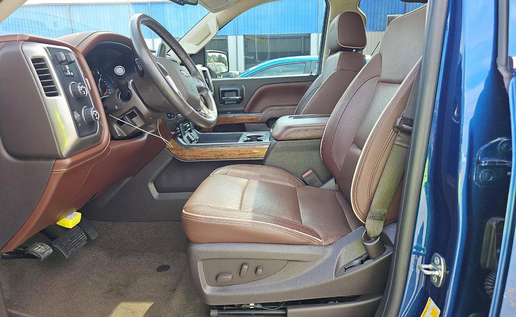 Used 2018 Chevrolet Silverado 1500 High Country AWD/4WD image 12
