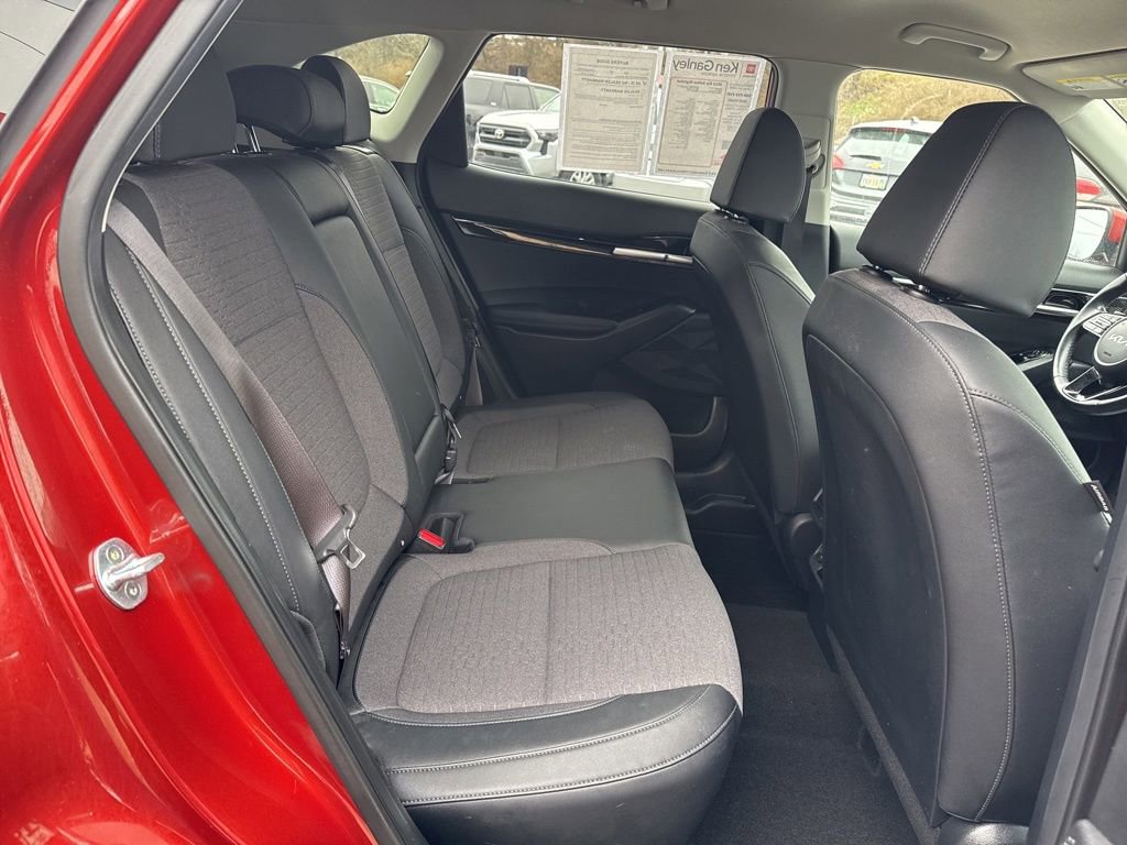 Used 2022 Kia Seltos Nightfall Edition image 19