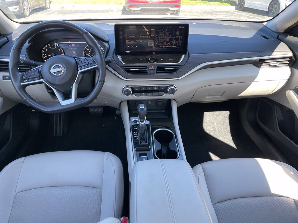 Certified 2024 Nissan Altima 2.5 SV w/ SV Premium Package AWD/4WD image 13