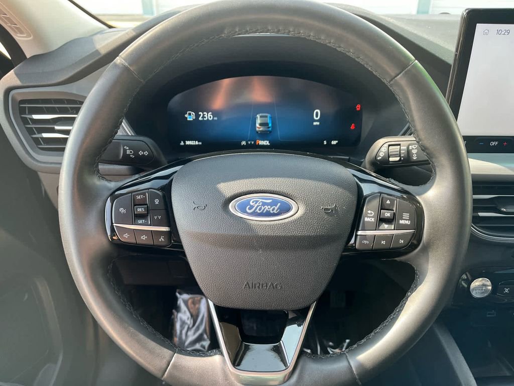 Used 2023 Ford Escape Platinum image 27