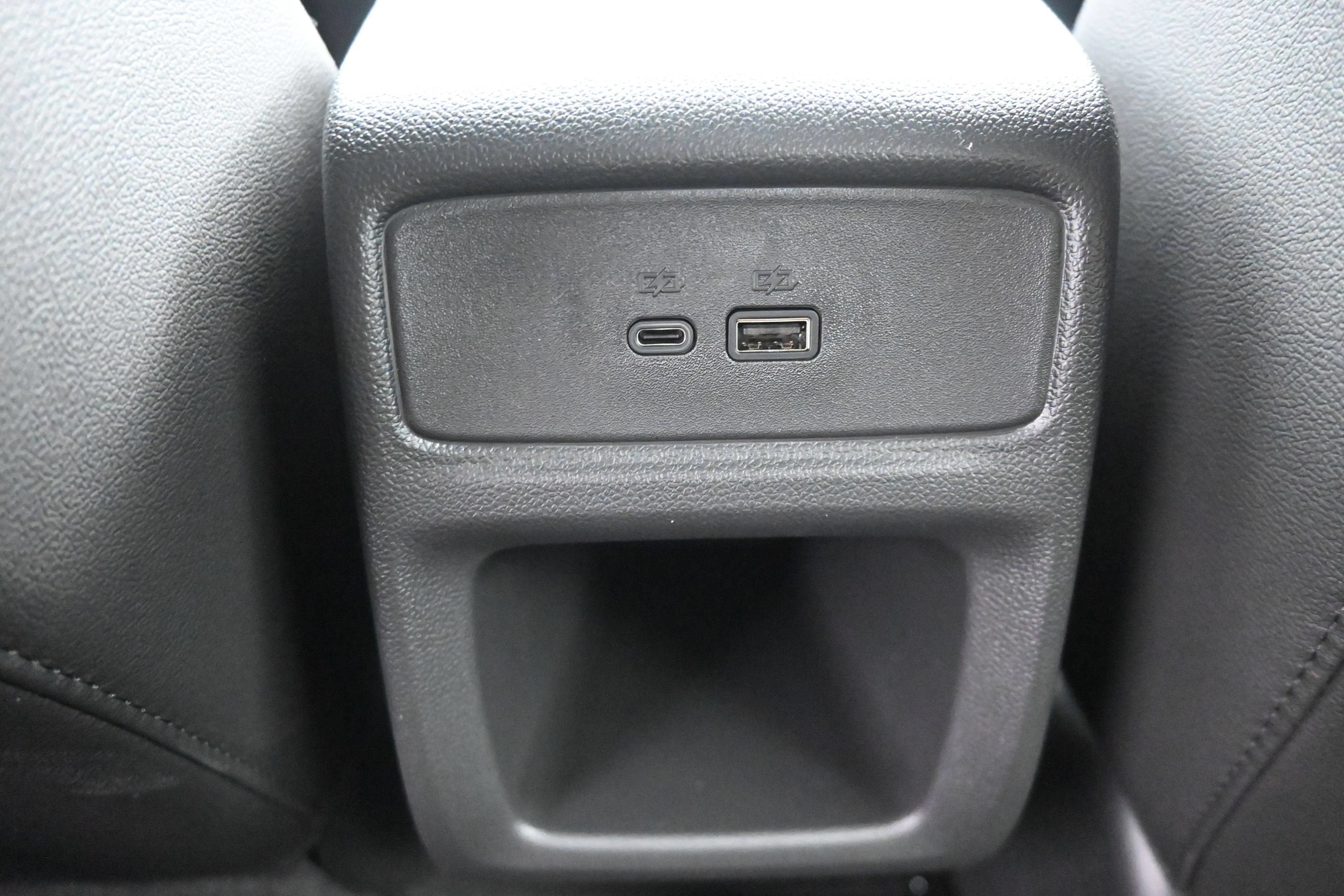 New 2026 Chevrolet Trax LT w/ Sunroof Package FWD image 25