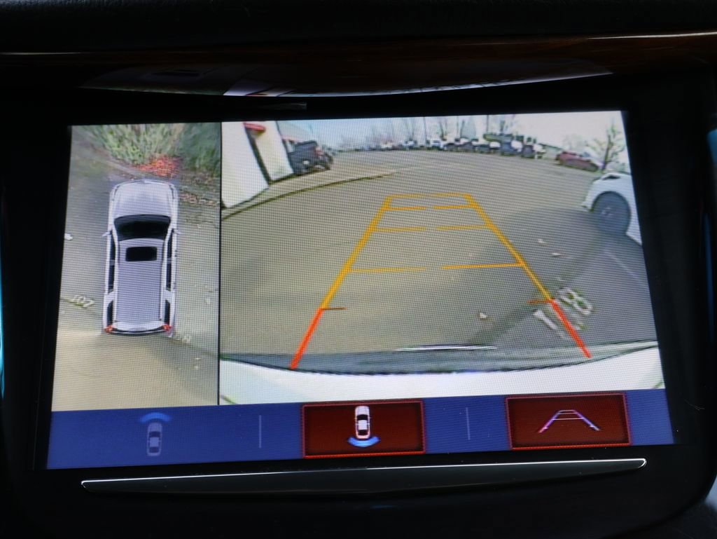 Used 2019 Cadillac Escalade 4WD w/ LPO, Radiant Package image 15