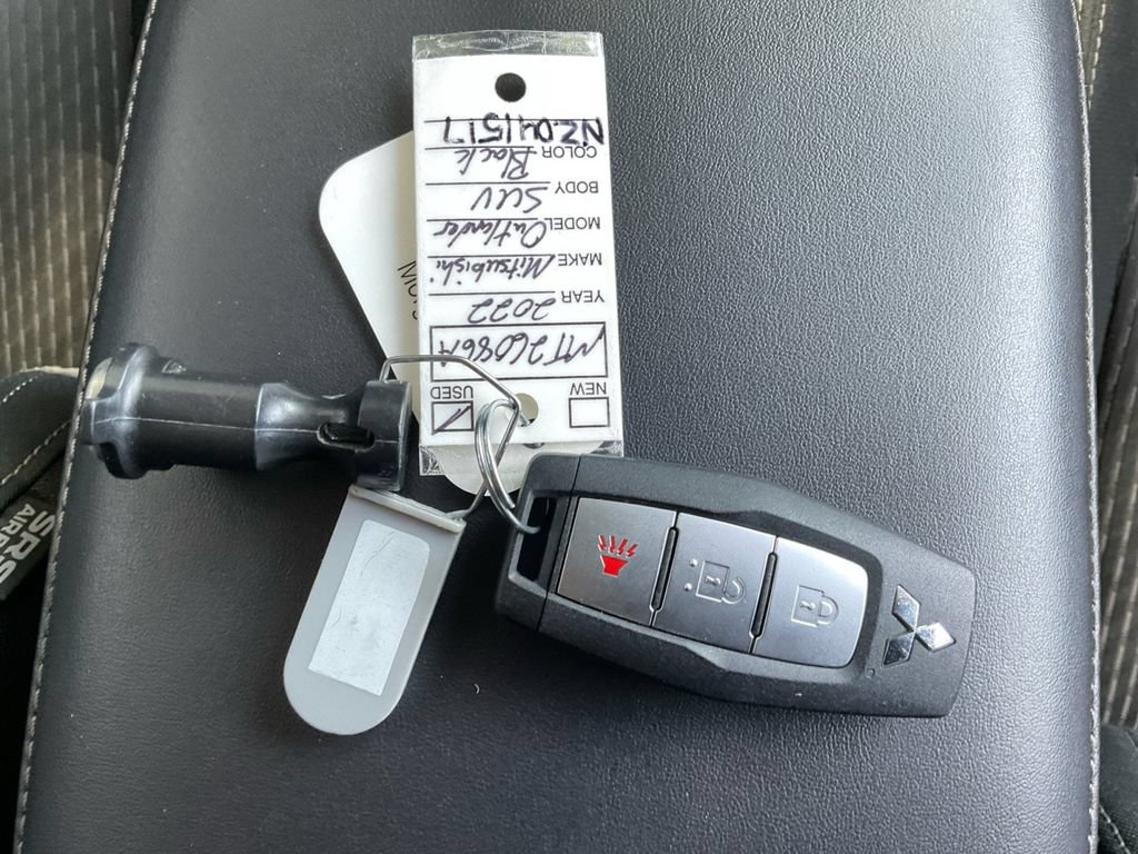 Used 2022 Mitsubishi Outlander ES AWD/4WD image 36