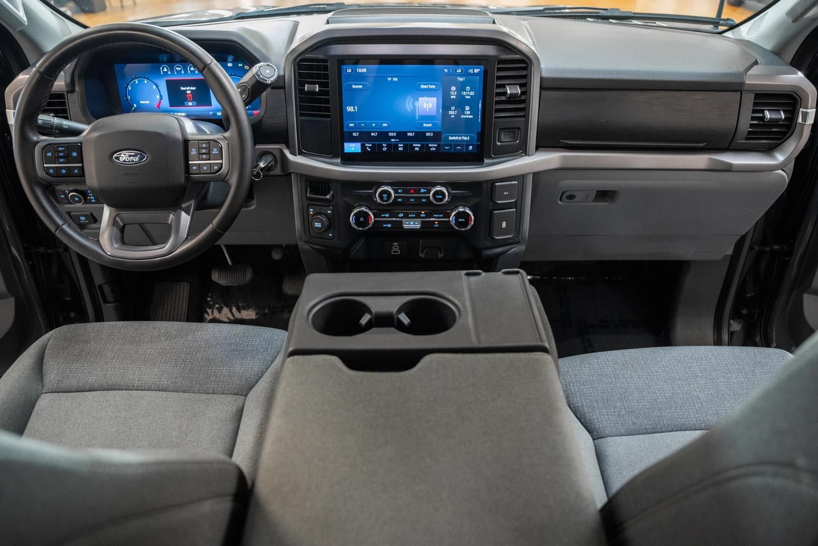 Used 2025 Ford F150 XLT w/ Equipment Group 301A Standard AWD/4WD image 20