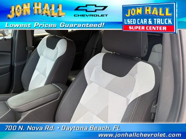 Used 2025 Chevrolet Trax RS w/ Driver Confidence Package FWD image 20