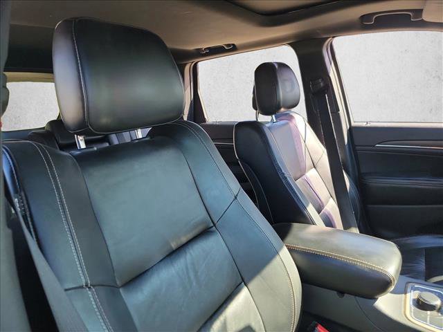 Used 2015 Jeep Grand Cherokee Limited image 12