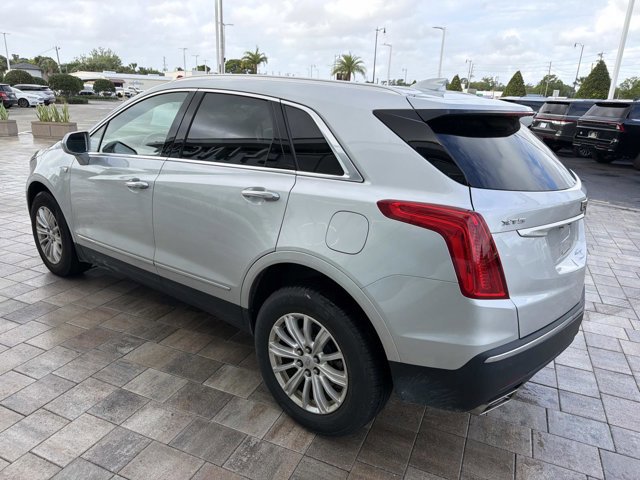 Used 2019 Cadillac XT5 FWD image 4