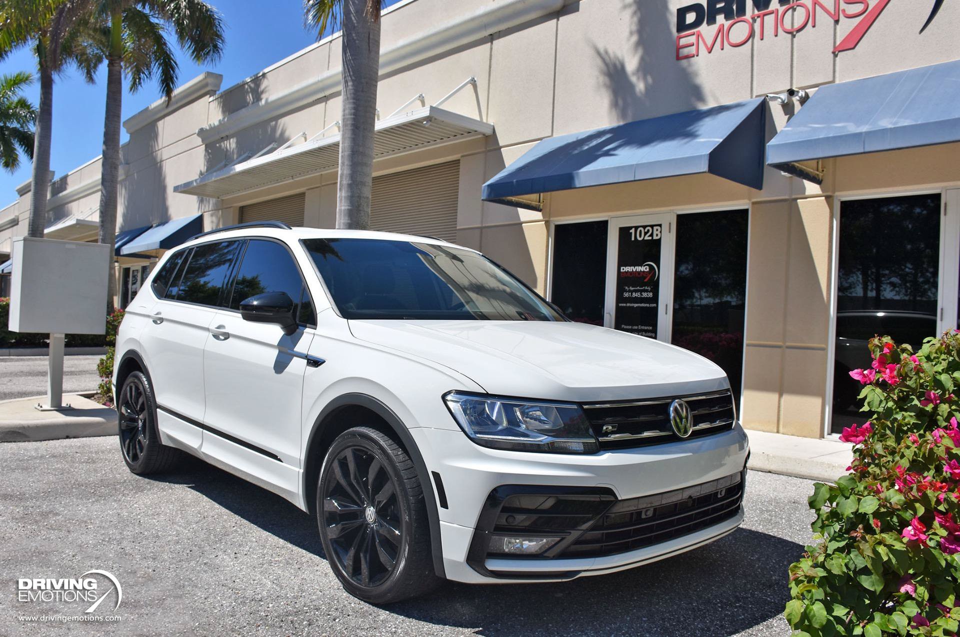 Used 2021 Volkswagen Tiguan SE R-Line FWD image 10