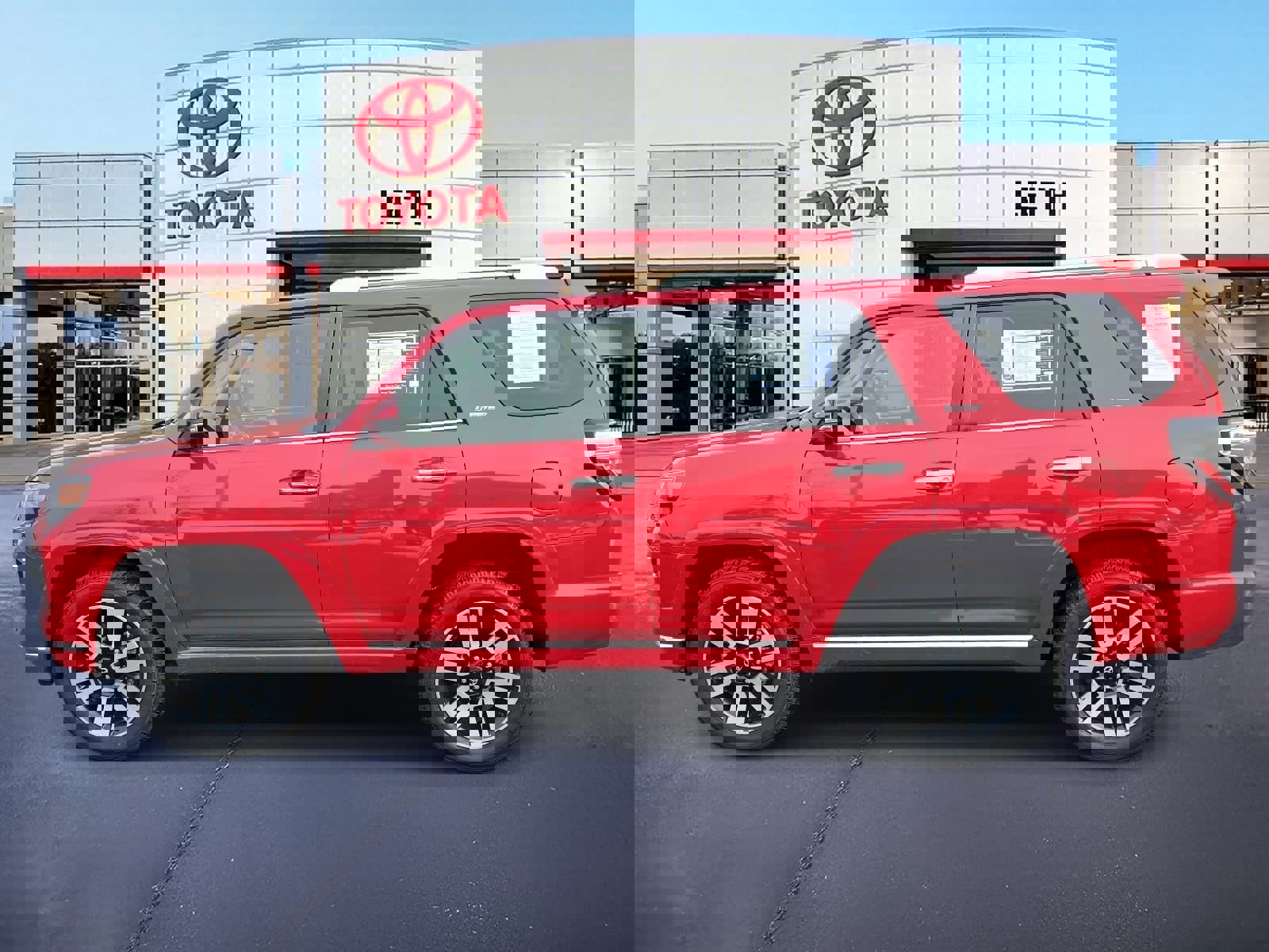 Used 2022 Toyota 4Runner Limited image 8