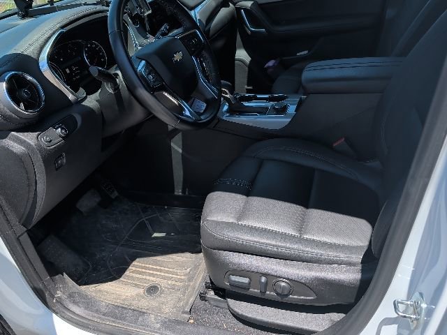 Used 2022 Chevrolet Blazer LT w/ Sound & Technology Package AWD/4WD image 11