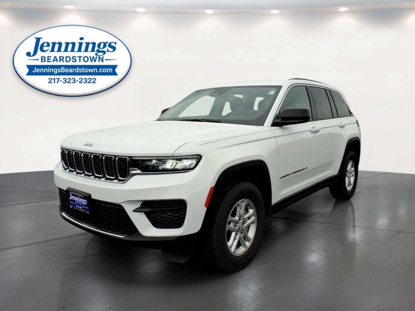 Used 2023 Jeep Grand Cherokee Laredo