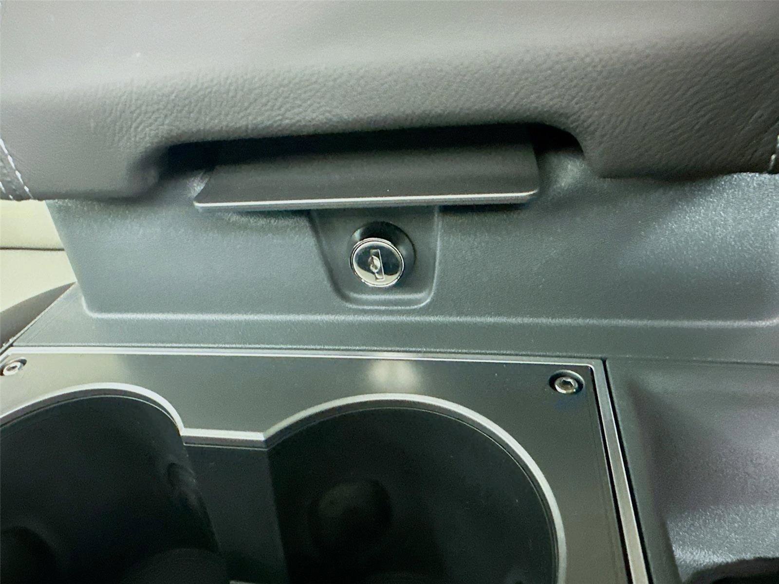 New 2025 INEOS Grenadier Fieldmaster Edition image 29