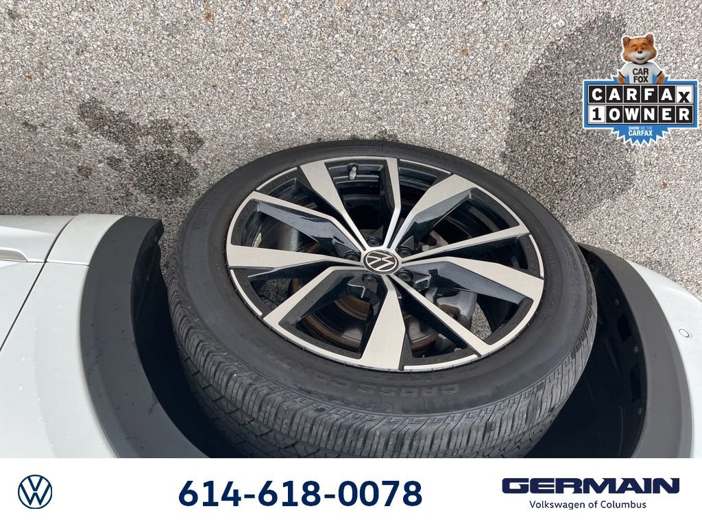 Used 2024 Volkswagen Atlas Cross Sport SEL Premium R-Line AWD/4WD image 21