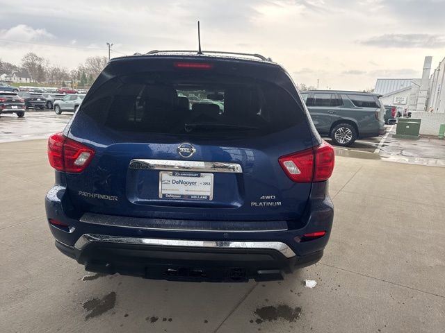 Used 2017 Nissan Pathfinder Platinum w/ Family Entertainment Package image 8