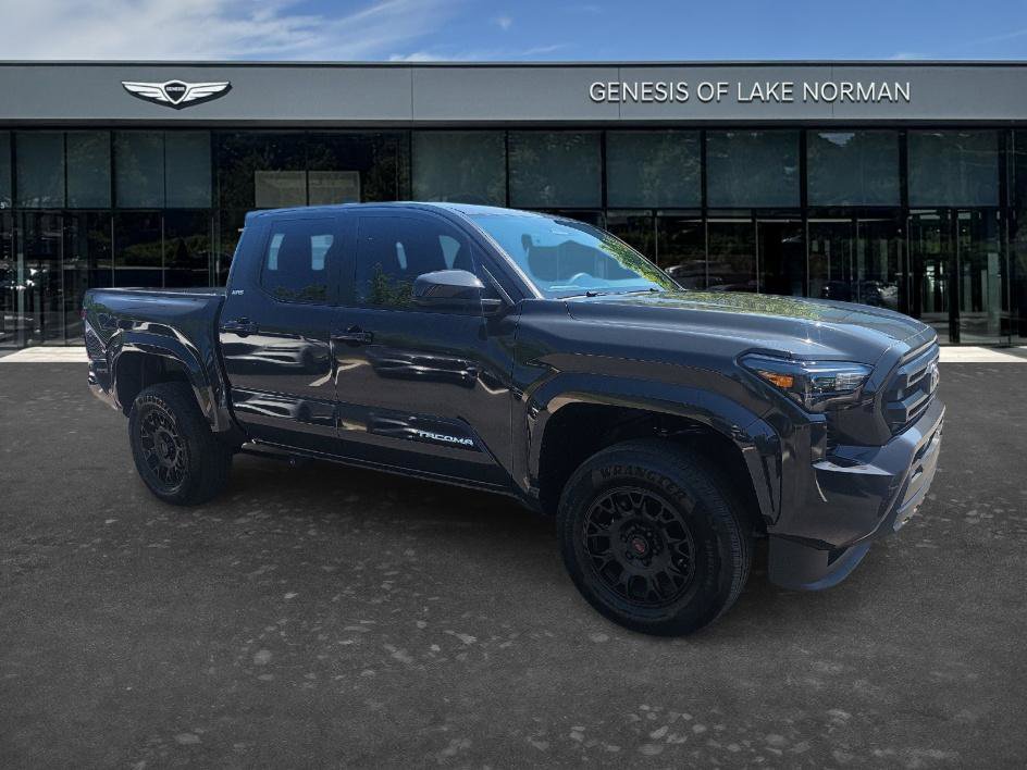 Used 2025 Toyota Tacoma SR5 RWD image 3