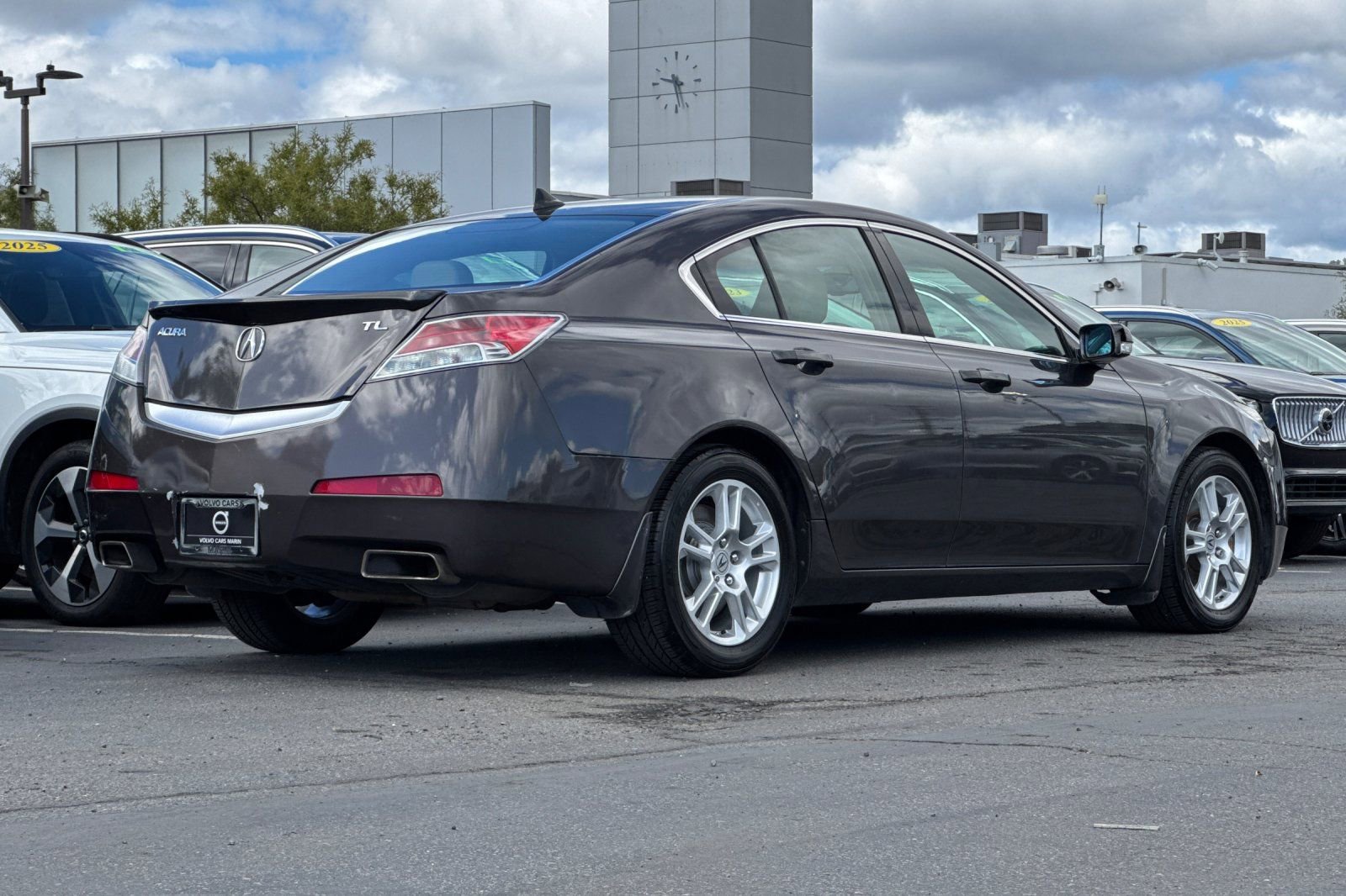 Used 2010 Acura TL image 2