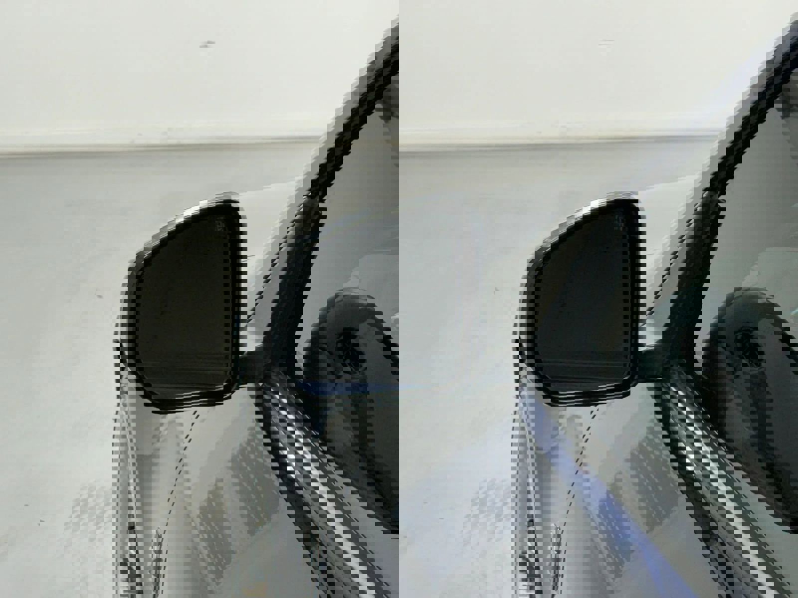 Used 2020 Nissan 370Z Touring Sport image 27