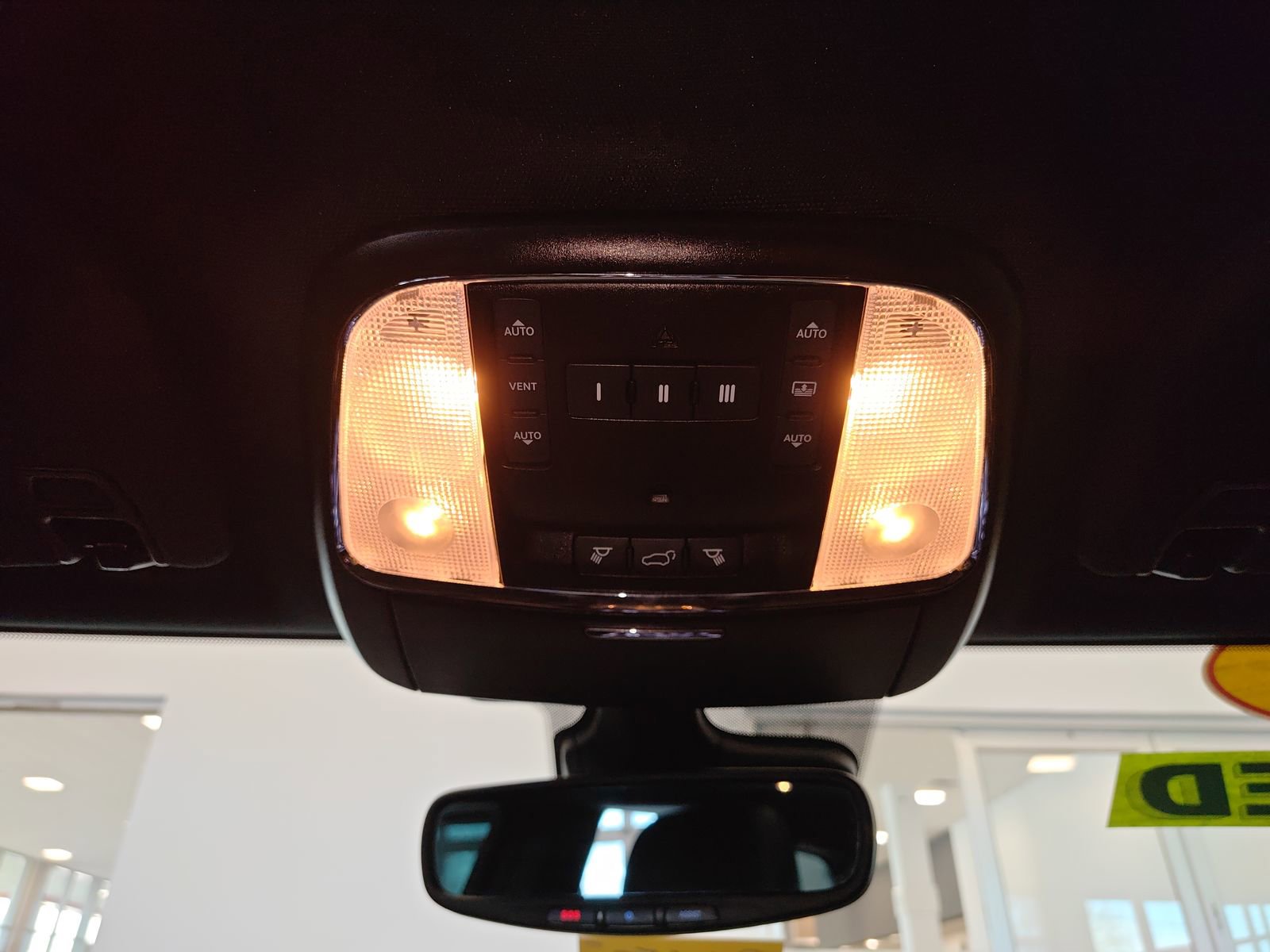 Used 2021 Jeep Grand Cherokee Trailhawk w/ Trailhawk Luxury Group image 29