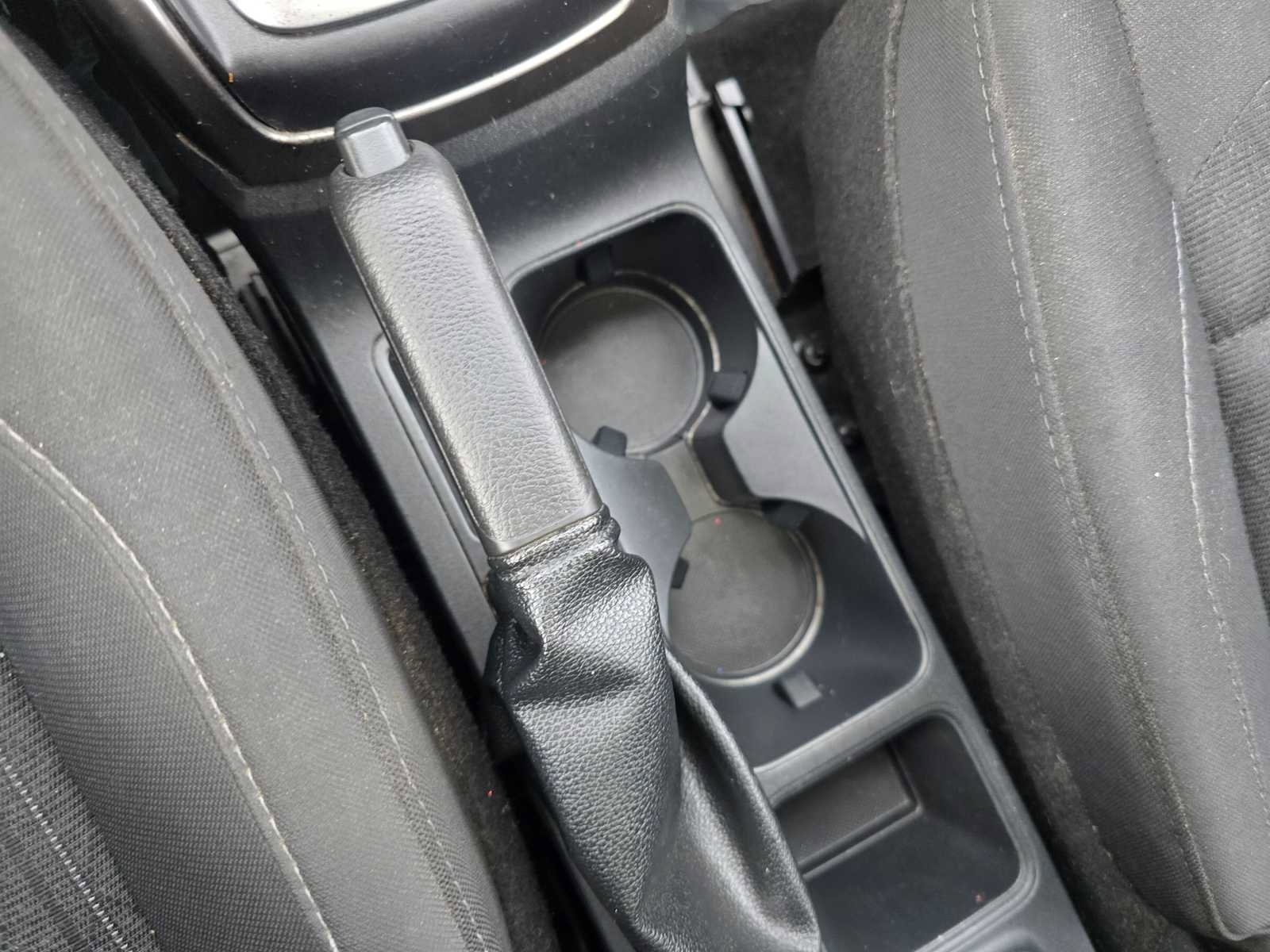 Used 2021 Ford EcoSport SE w/ SE Convenience Package image 27