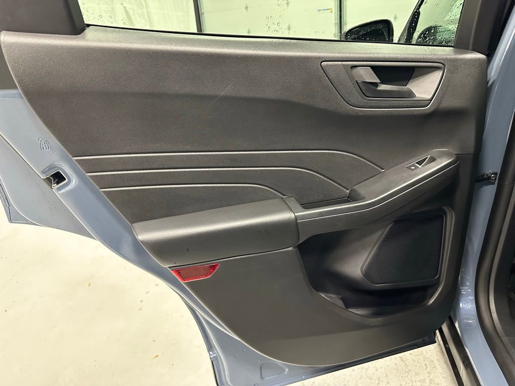 Used 2025 Ford Escape Active image 37