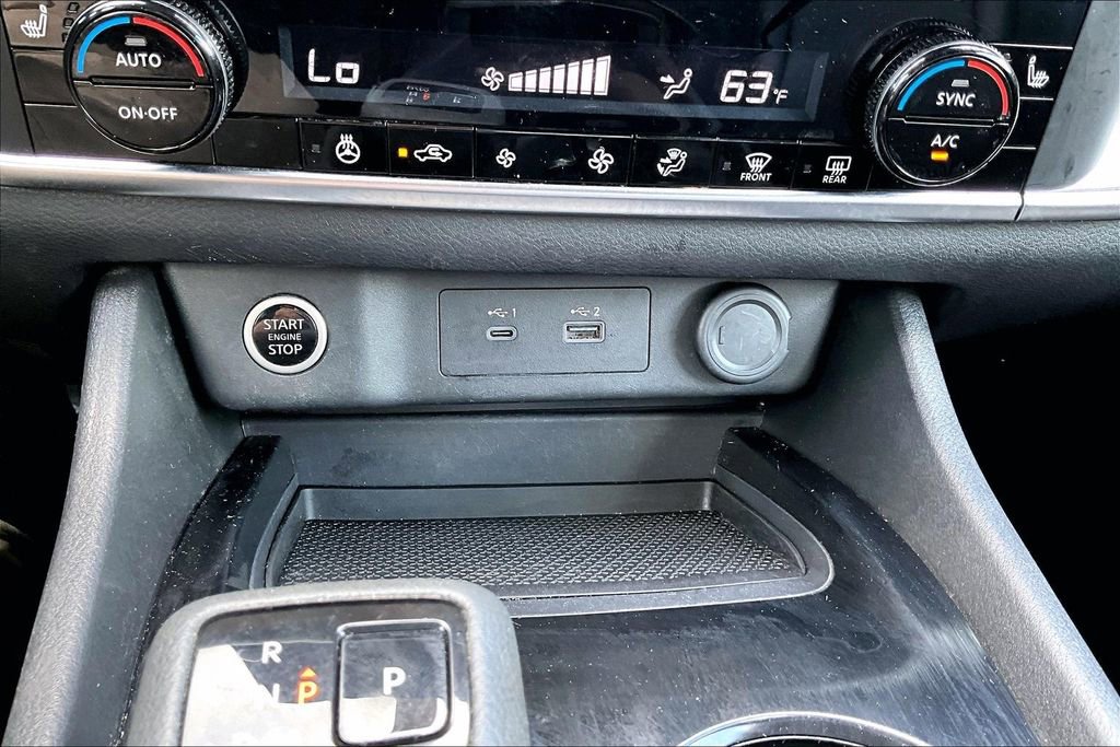 Used 2023 Nissan Rogue SV w/ SV Premium B Package AWD/4WD image 16