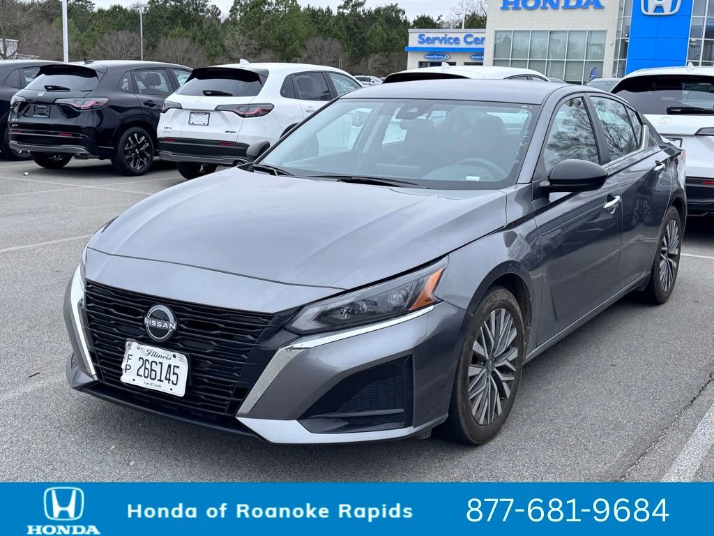 Used 2024 Nissan Altima 2.5 SV