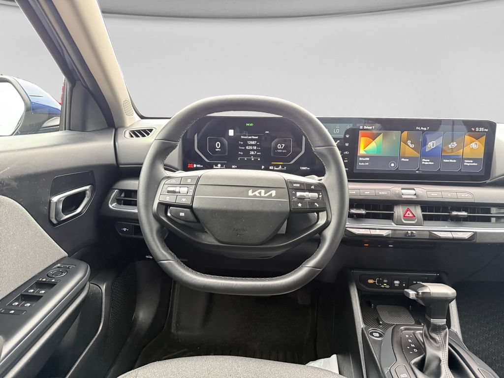 Used 2025 Kia K4 EX FWD image 15