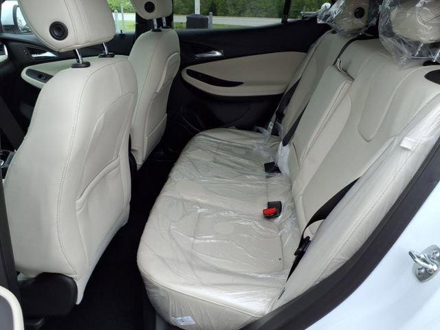 Used 2025 Buick Encore GX Sport Touring w/ Comfort Package image 9