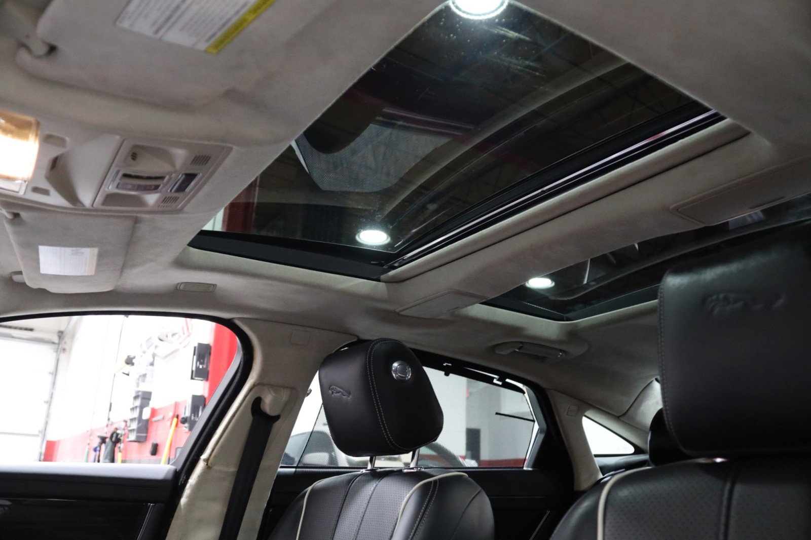 Used 2014 Jaguar XJ L Portfolio image 63