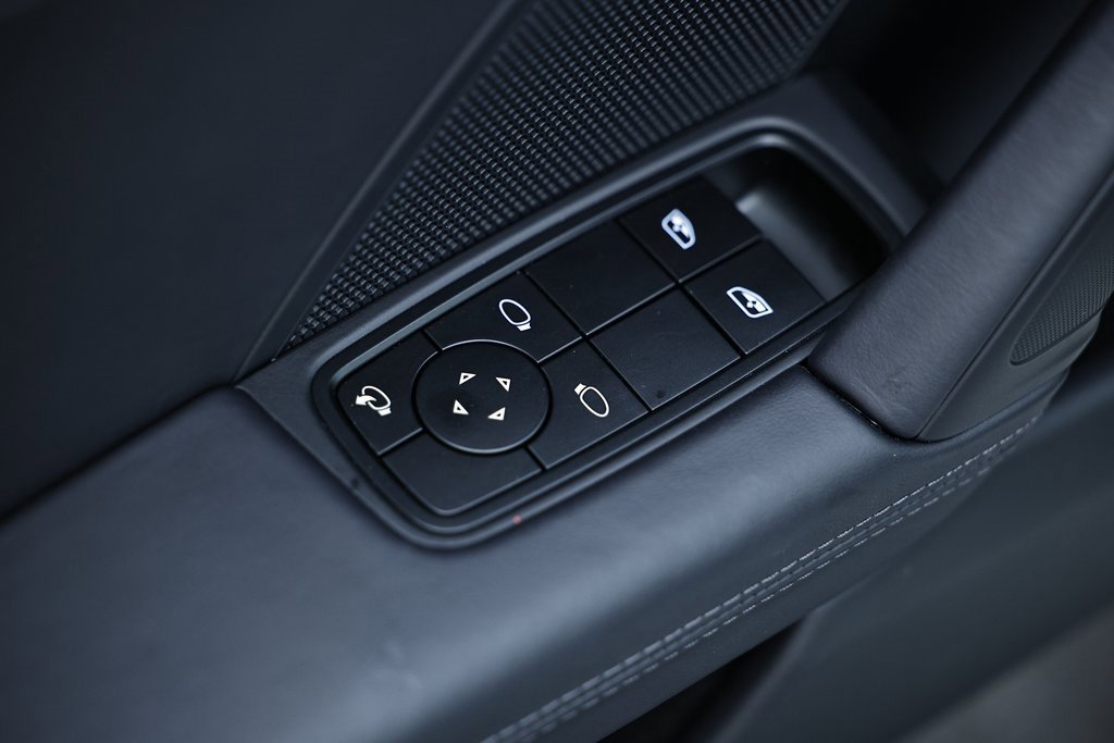 Used 2024 Porsche 911 Carrera T image 22