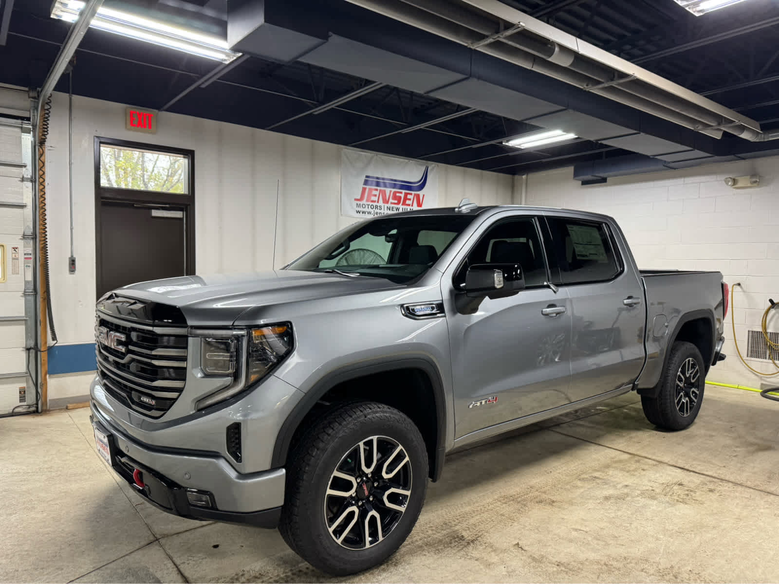 New 2026 GMC Sierra 1500 AT4 w/ Technology Package