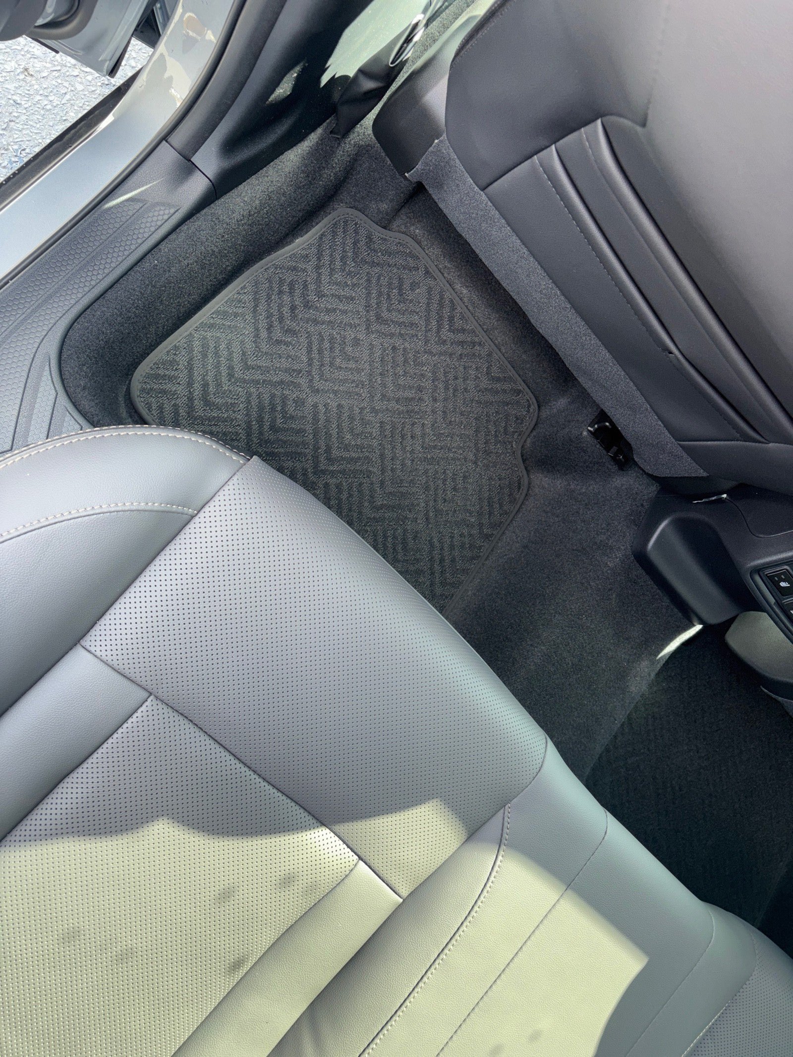 New 2026 Subaru Outback Limited AWD/4WD image 36