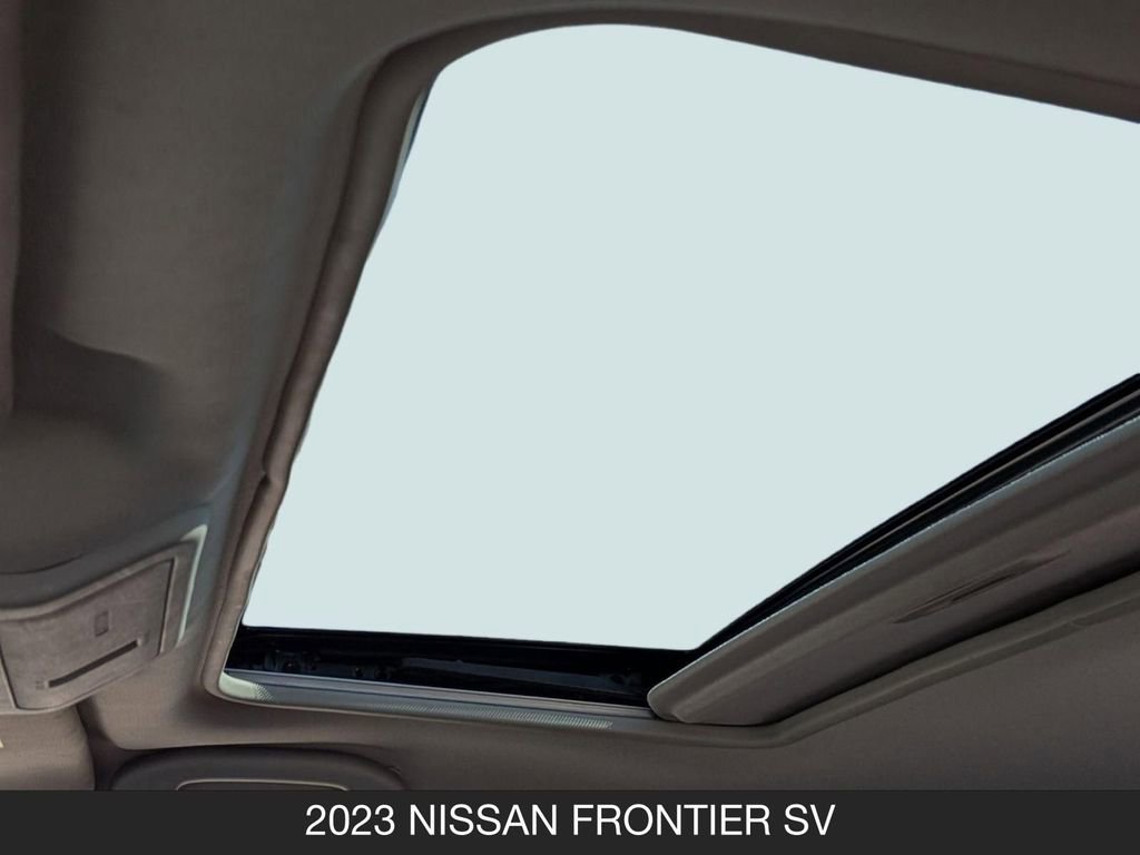 Certified 2023 Nissan Frontier SV w/ SV Premium Package AWD/4WD image 16