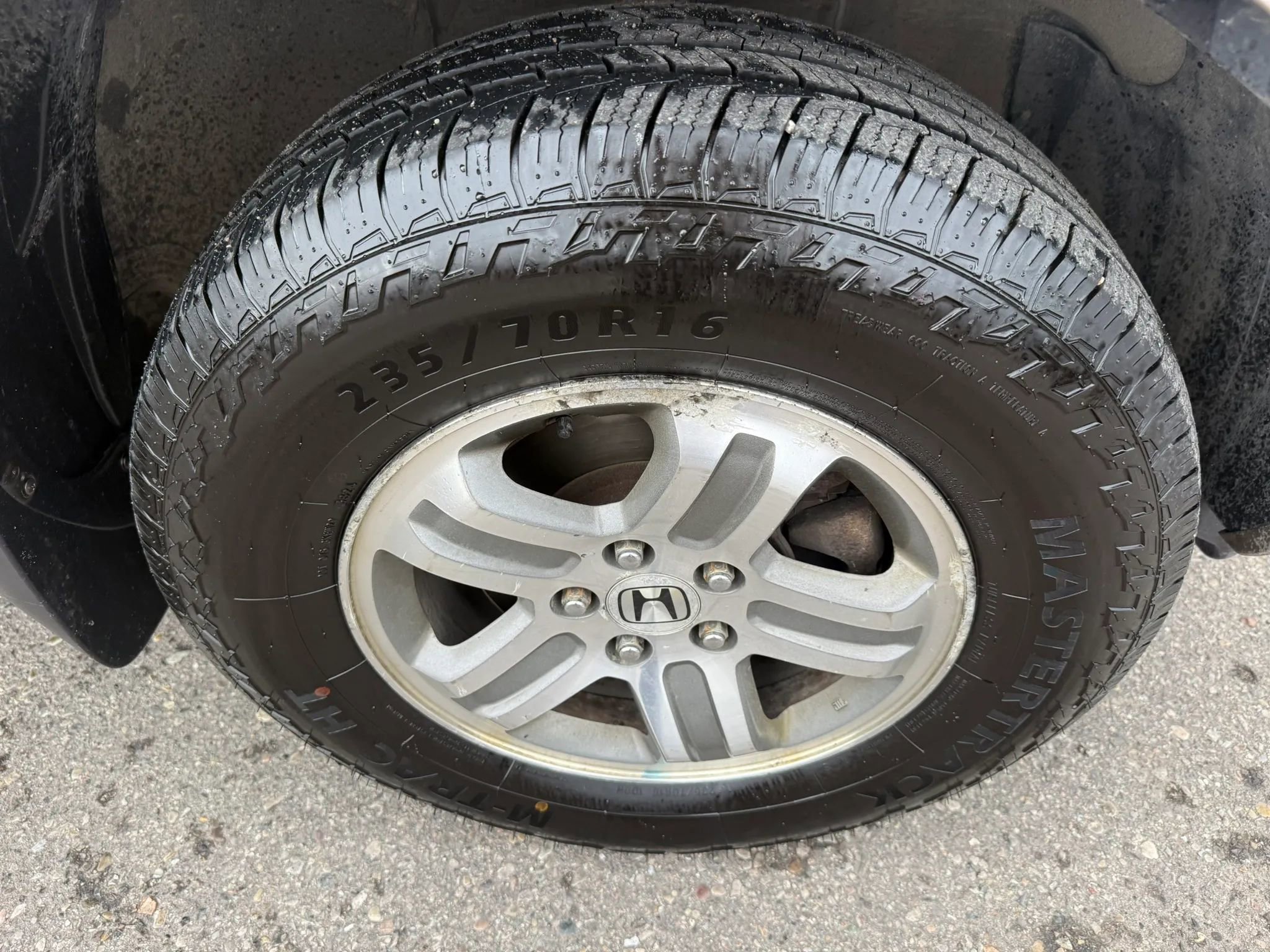 Used 2004 Honda Pilot EX image 12