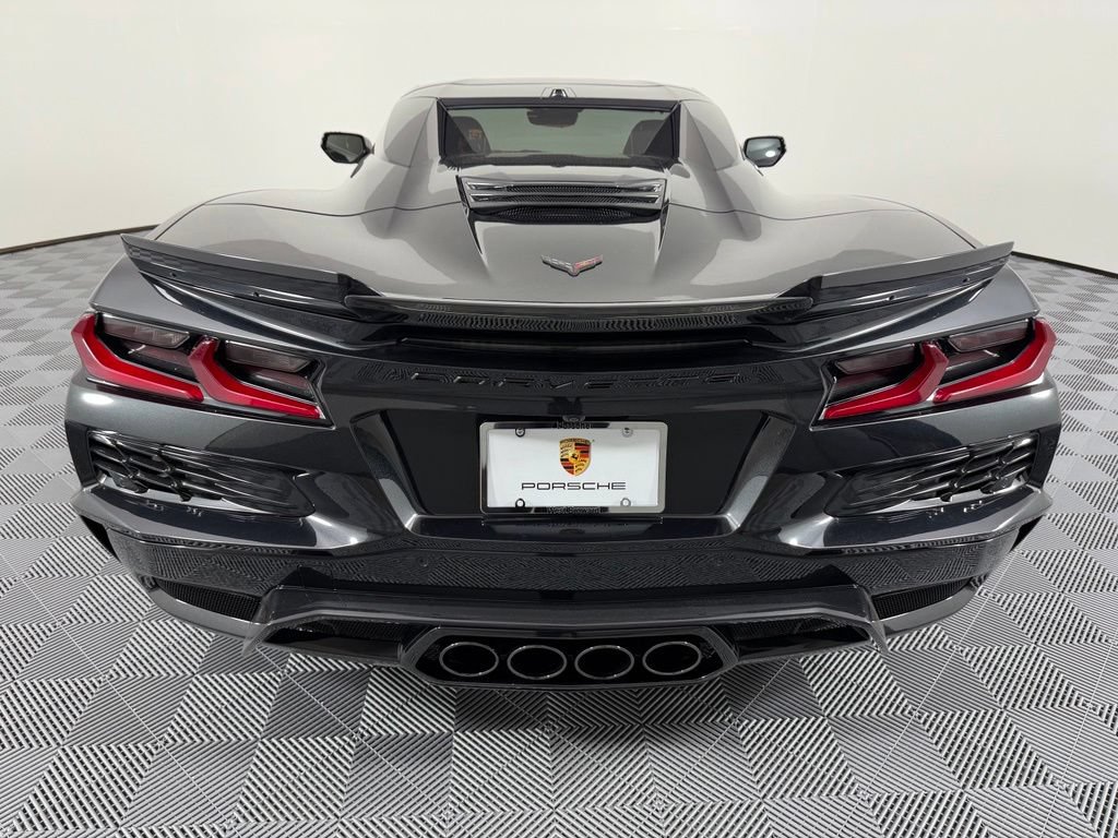 Used 2024 Chevrolet Corvette Z06 w/ Stealth Interior Trim Package RWD image 13