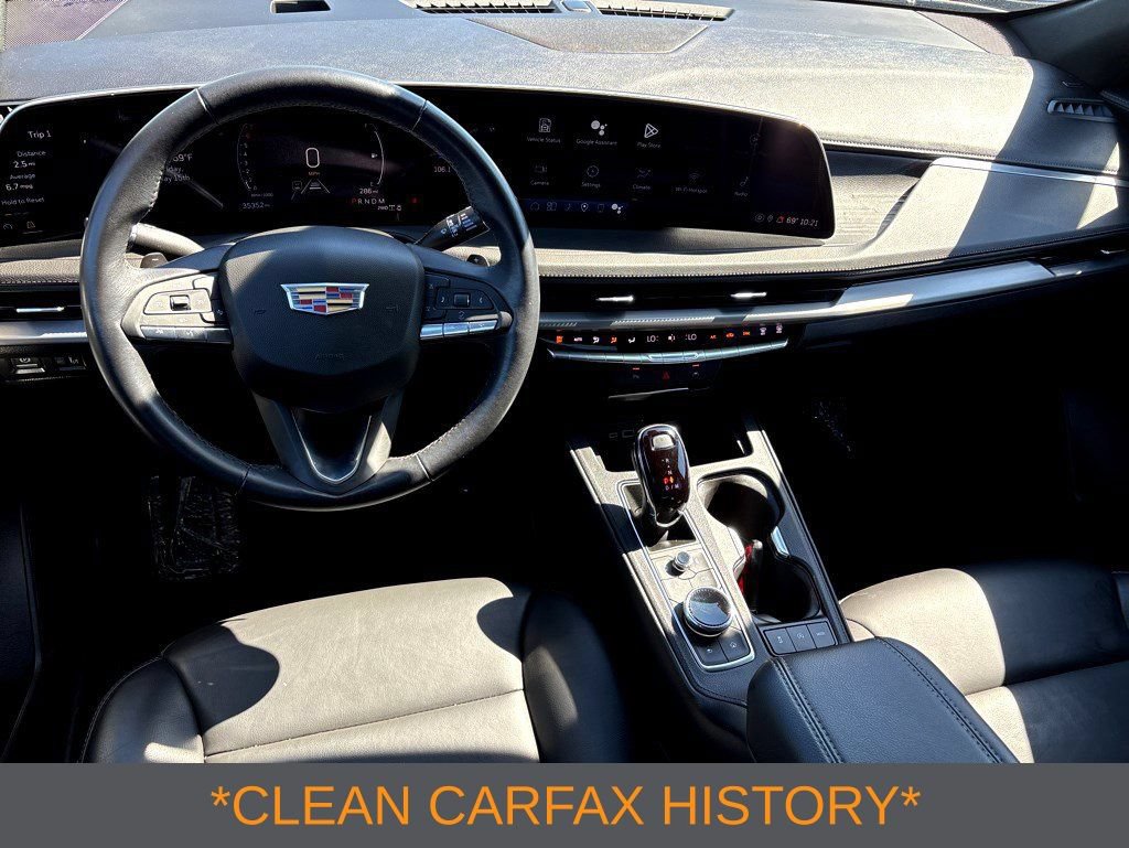 Used 2025 Cadillac XT4 Premium Luxury AWD/4WD image 4