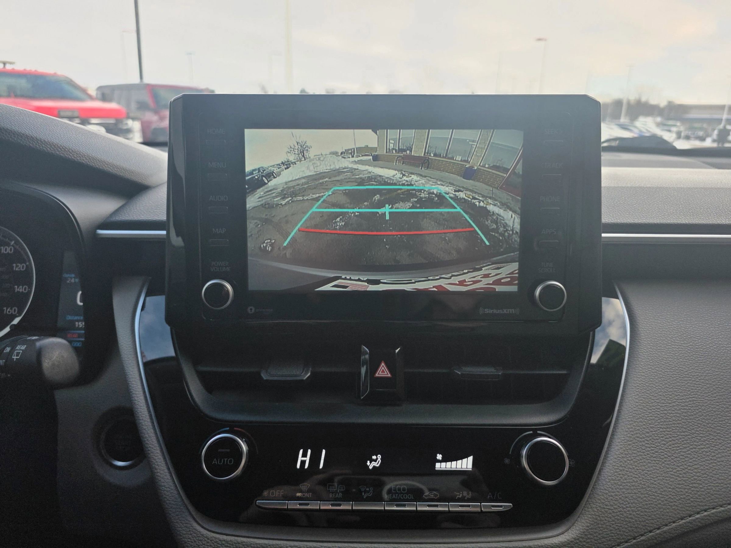 Used 2022 Toyota Corolla Cross LE image 13