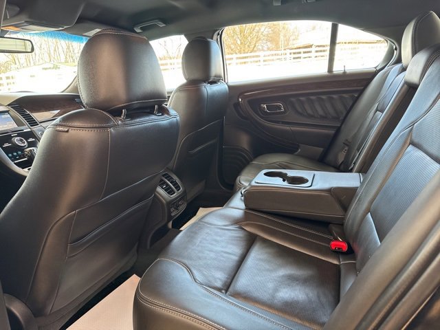 Used 2019 Ford Taurus Limited image 32