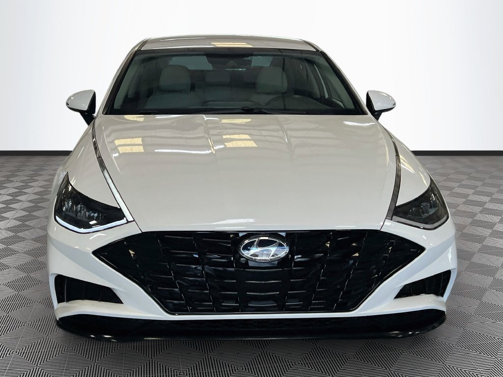 Used 2023 Hyundai Sonata SEL FWD image 2