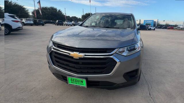 Used 2020 Chevrolet Traverse LS w/ LPO, Floor Liner Package FWD image 3