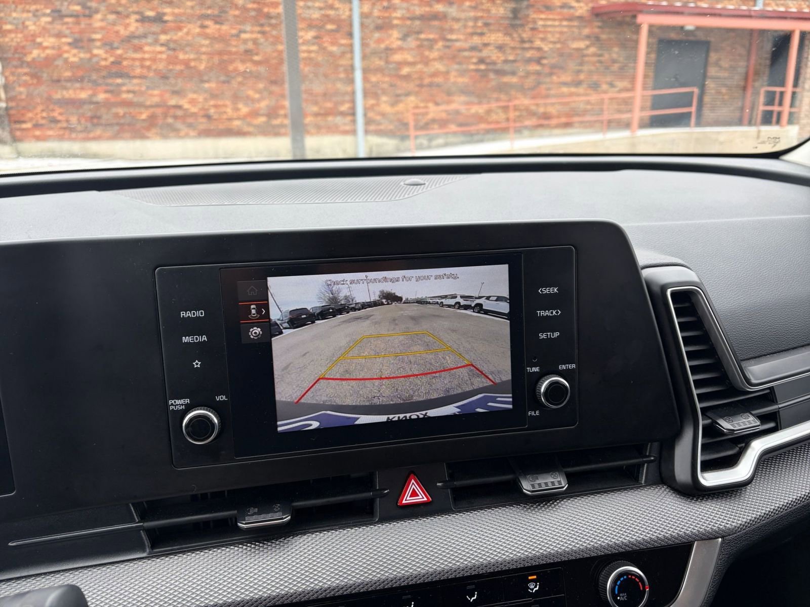 Used 2025 Kia Sportage LX image 23