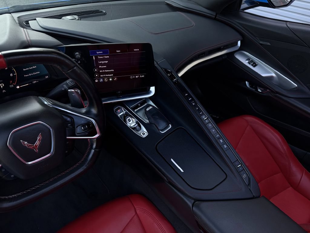 Used 2021 Chevrolet Corvette Stingray Convertible w/ 1LT RWD image 28