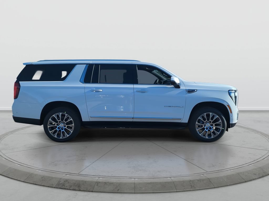 New 2026 GMC Yukon XL Denali AWD/4WD image 9