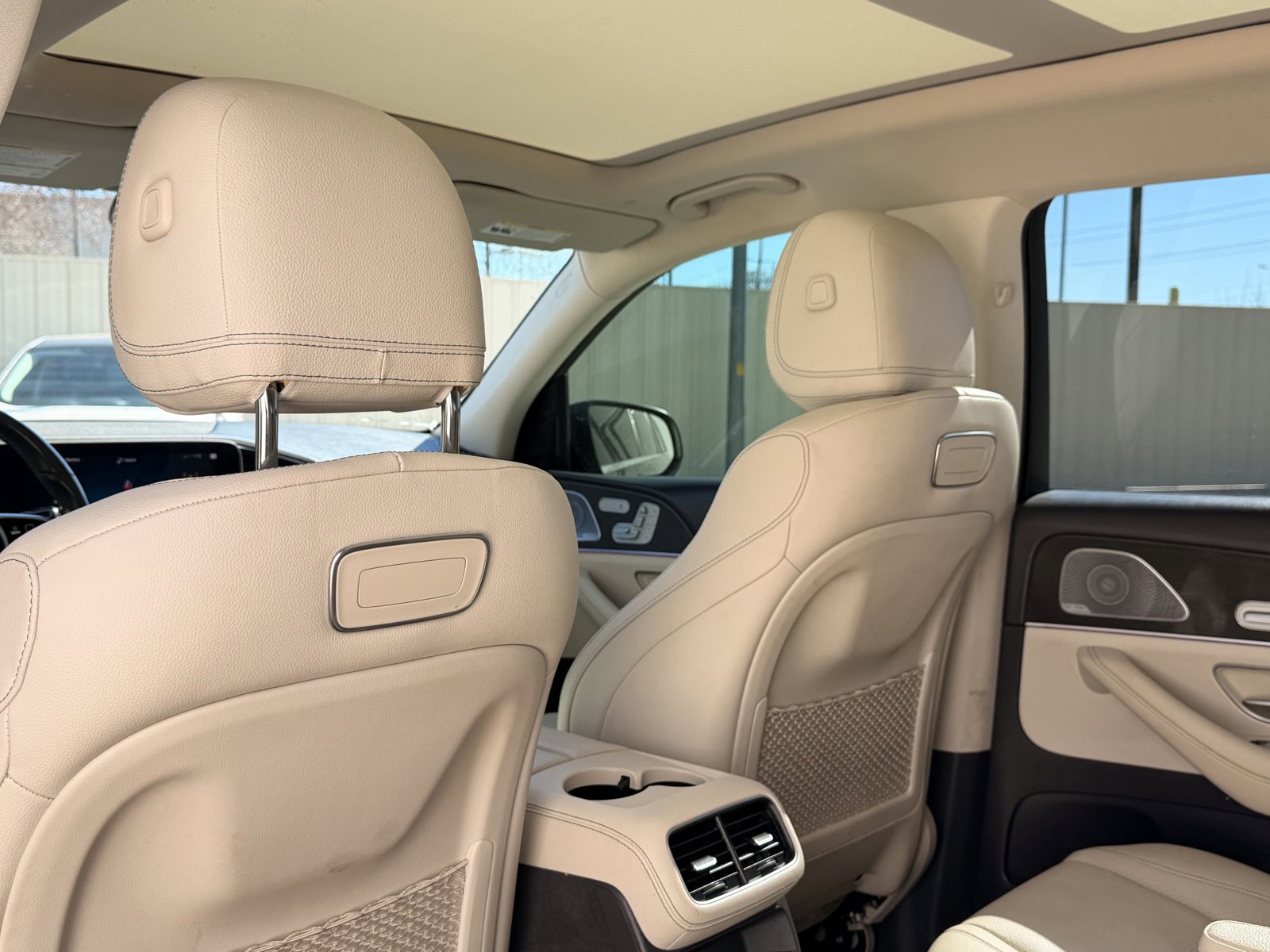 Used 2020 Mercedes-Benz GLS 450 4MATIC image 14