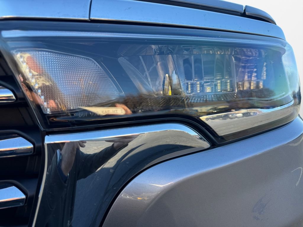Certified 2025 RAM 1500 Laramie image 22
