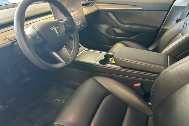 Used 2023 Tesla Model 3 Standard Range RWD image 11