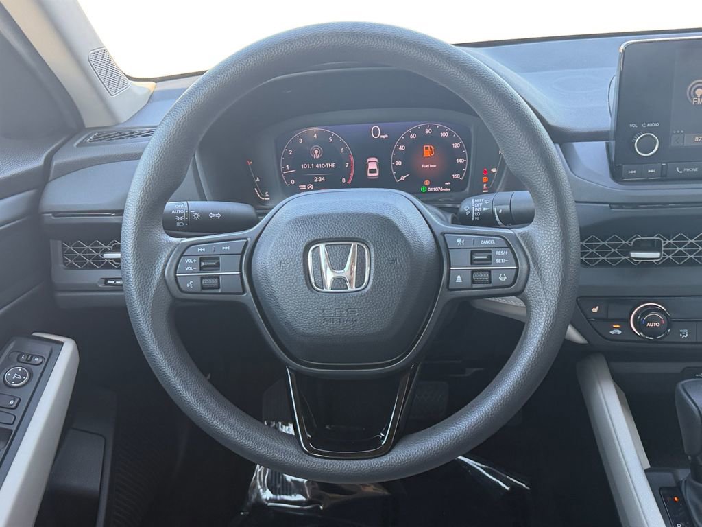 Used 2023 Honda Accord EX image 12
